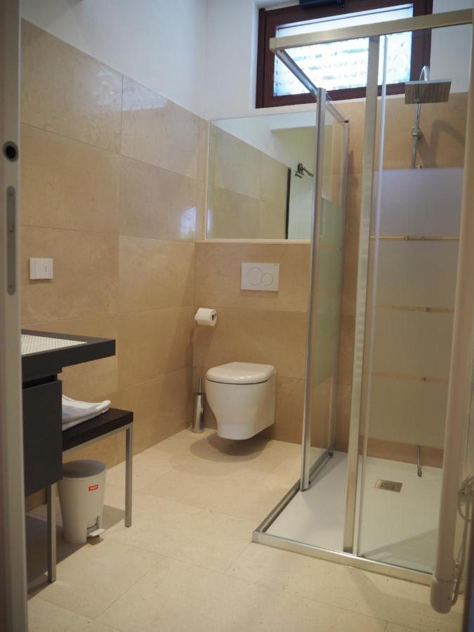 Liza'S Suite'S - Room'S With A View Sala Comacina Exterior foto