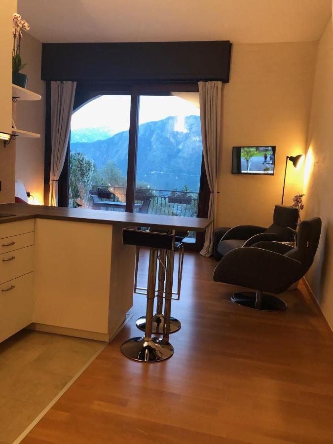 Liza'S Suite'S - Room'S With A View Sala Comacina Exterior foto
